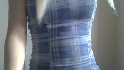 DitaMilton online show from 10/12/25, 12:48