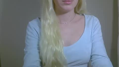 DitaMilton online show from 11/11/25, 09:26