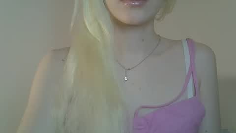 DitaMilton online show from 03/20/26, 08:03