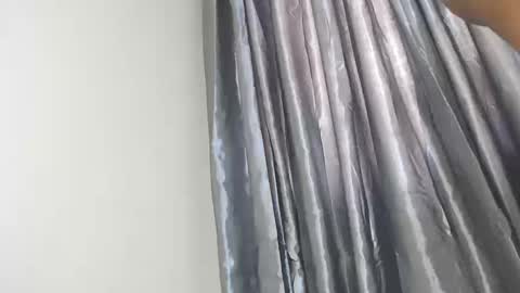 Diva online show from 10/19/25, 06:47