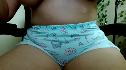 Mari online show from 12/29/24, 03:57