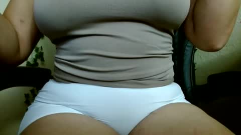 Mari online show from 01/05/25, 01:04