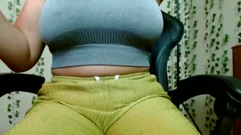 Mari online show from 01/21/25, 01:32