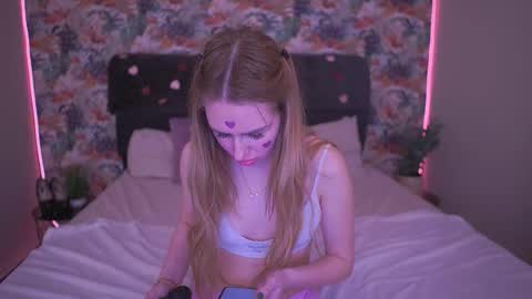 Snapshot of divinejasss chatting on 02/18/26, 06:09 DivineJasss online show from 02/18/26, 06:09