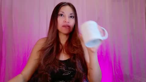 Snapshot of divinelynn chatting on 01/15/25, 02:02 DivineLynn online show from 01/15/25, 02:02