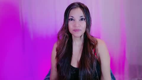 Snapshot of divinelynn chatting on 02/01/25, 12:16 DivineLynn online show from 02/01/25, 12:16