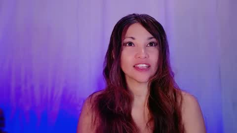 Snapshot of divinelynn chatting on 02/17/25, 12:38 DivineLynn online show from 02/17/25, 12:38