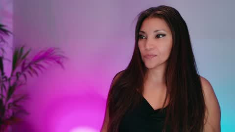 DivineLynn online show from 07/26/26, 04:58