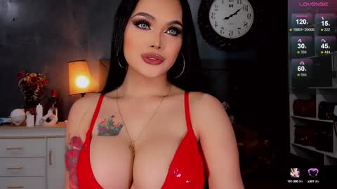 Snapshot of divinequeen chatting on 12/09/24, 11:26 online show from 12/09/24, 11:26