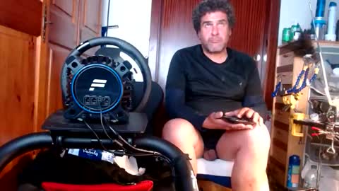 divitimido online show from 11/22/25, 03:27