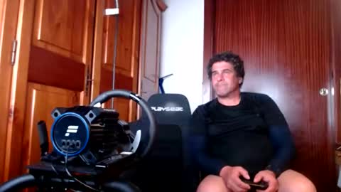 divitimido online show from 12/04/25, 12:42