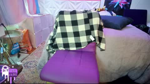 Jade Divyne online show from 12/11/24, 03:37