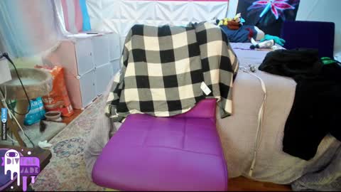 Jade Divyne online show from 12/11/24, 06:42