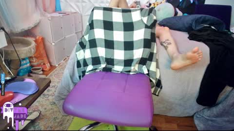 Jade Divyne online show from 12/11/24, 09:45