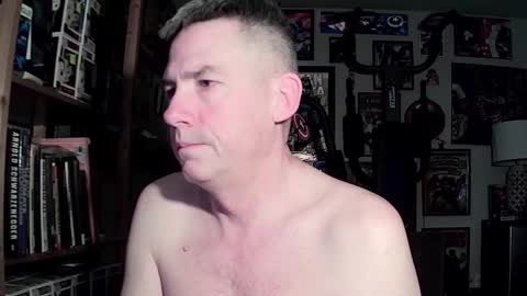 dix_handley_50 online show from 03/07/25, 12:34