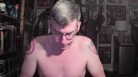 dix_handley_50 online show from 04/21/26, 11:05