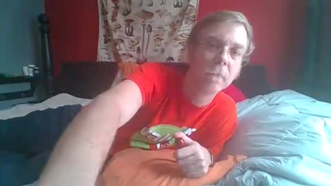 Snapshot of dixhexus chatting on 01/05/25, 09:14 Chris Williams online show from 01/05/25, 09:14