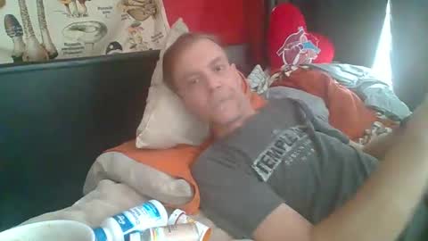 Snapshot of dixhexus chatting on 01/11/25, 02:47 Chris Williams online show from 01/11/25, 02:47