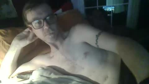 Snapshot of dixhexus chatting on 01/14/25, 02:50 Chris Williams online show from 01/14/25, 02:50