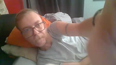 Snapshot of dixhexus chatting on 01/14/25, 05:23 Chris Williams online show from 01/14/25, 05:23