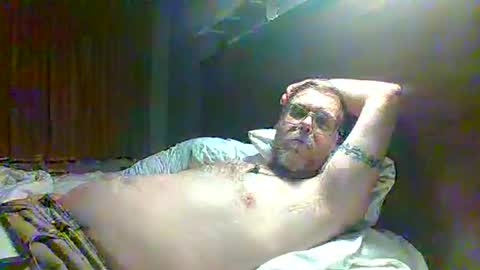 Snapshot of dixhexus chatting on 09/16/25, 01:06 Chris Williams online show from 09/16/25, 01:06