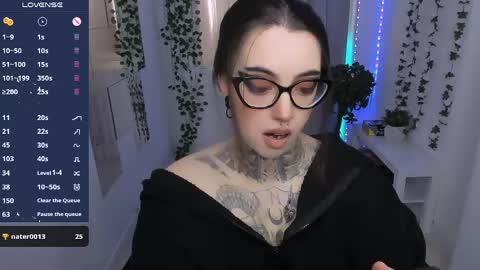 Snapshot of dixipixi_ chatting on 05/09/26, 05:45 dixipixi_ online show from 05/09/26, 05:45