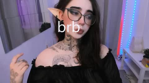 Snapshot of dixipixi_ chatting on 05/16/26, 10:36 dixipixi_ online show from 05/16/26, 10:36