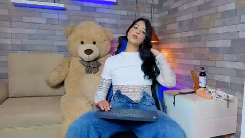Snapshot of dixypalmer chatting on 07/05/26, 06:37 DixyPalmer online show from 07/05/26, 06:37