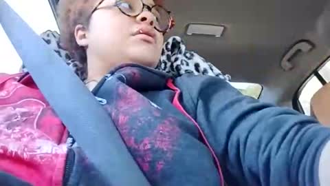 dizzinsweatyy online show from 11/03/25, 08:21