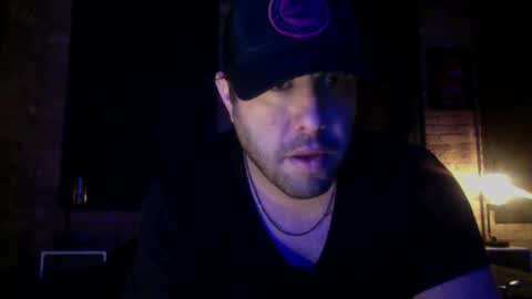 Snapshot of dj_chaterbate chatting on 12/26/24, 05:47 DJ Chaterbate online show from 12/26/24, 05:47