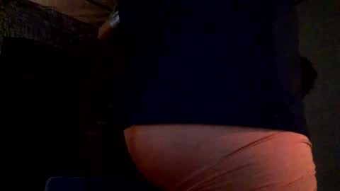 Snapshot of dj_chaterbate chatting on 01/25/25, 07:49 DJ Chaterbate online show from 01/25/25, 07:49