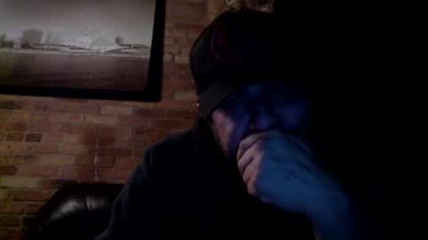 Snapshot of dj_chaterbate chatting on 02/27/25, 08:39 DJ Chaterbate online show from 02/27/25, 08:39