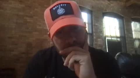 Snapshot of dj_chaterbate chatting on 10/02/25, 07:43 DJ Chaterbate online show from 10/02/25, 07:43