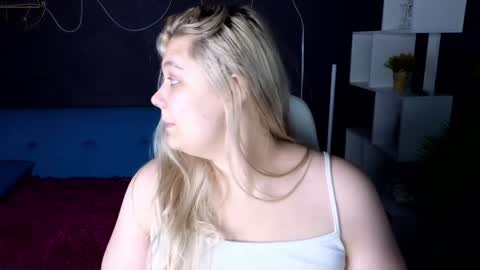 Jenia online show from 12/10/24, 01:54