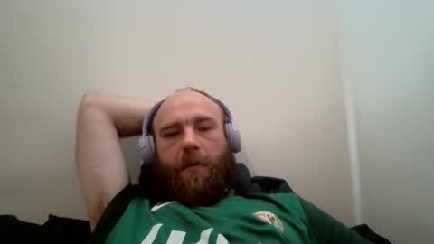 Snapshot of djschoor chatting on 09/29/25, 02:11 djschoor online show from 09/29/25, 02:11