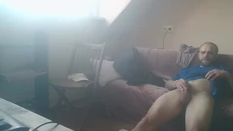 Snapshot of djschoor chatting on 11/03/25, 02:40 djschoor online show from 11/03/25, 02:40