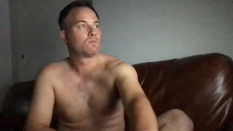 TriflinYoBitch online show from 10/17/25, 01:25