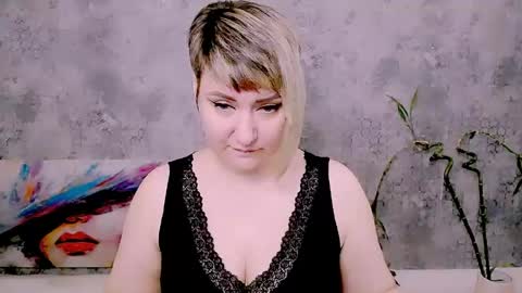 djullia online show from 05/18/26, 06:08