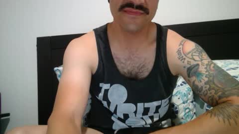 Snapshot of dk420mwa chatting on 12/20/24, 11:32 dk420mwa online show from 12/20/24, 11:32