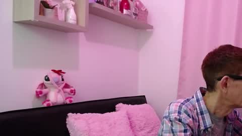 David Lucky 13  online show from 12/14/25, 03:23