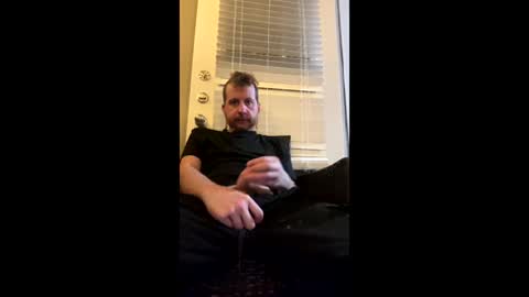 Snapshot of dlew505 chatting on 06/07/26, 08:18 come say hey lets chat online show from 06/07/26, 08:18
