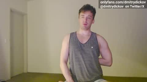 Snapshot of dmitrydickov chatting on 10/05/25, 12:20 DmitryDickov online show from 10/05/25, 12:20