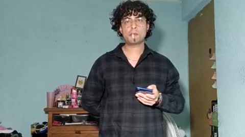 Snapshot of docpepino chatting on 01/17/26, 06:18 MrPepino online show from 01/17/26, 06:18