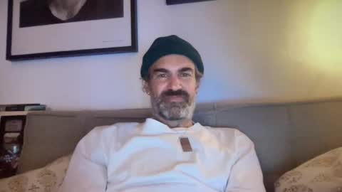 Snapshot of doctorjwillseeyounow chatting on 10/24/25, 03:14 doctorJwillseeyounow online show from 10/24/25, 03:14