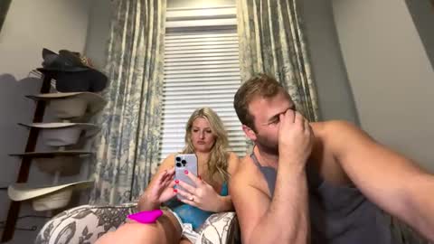 docwife12 online show from 01/17/26, 03:44