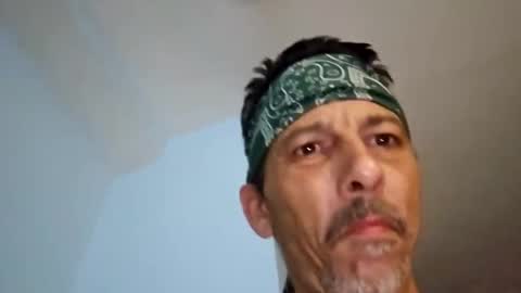 Snapshot of dogbone999081 chatting on 09/28/25, 11:15 dogbone999081 online show from 09/28/25, 11:15