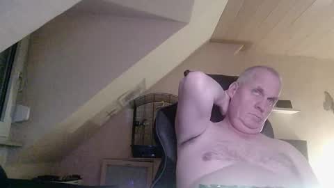 doggy2629 online show from 11/15/25, 04:25