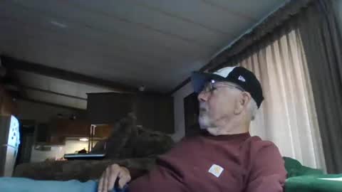 Snapshot of doingmyself69 chatting on 06/10/26, 02:49 doingmyself69 online show from 06/10/26, 02:49