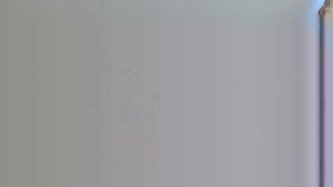 Dolce online show from 11/18/25, 10:09