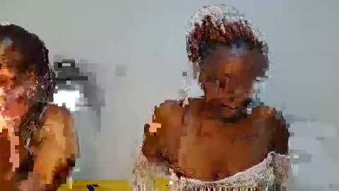 Dolce online show from 11/24/25, 10:15